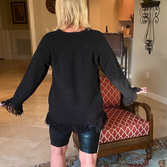 Dialogue black fuzzy fringed crew tunic sweater - Picture 3 of 6